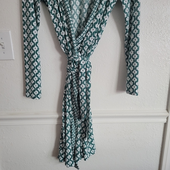 Banana Republic Green White Print Jersey Wrap Dress Small NWT - Picture 3 of 8